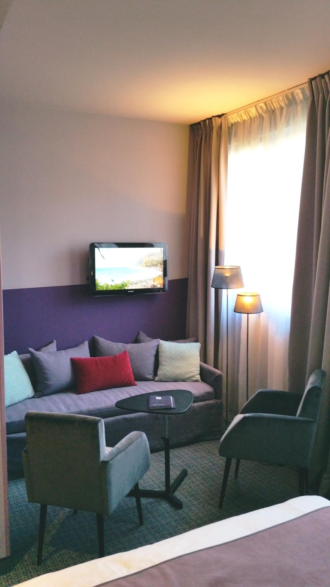 Best Western Hotel De La Breche Ньор Экстерьер фото